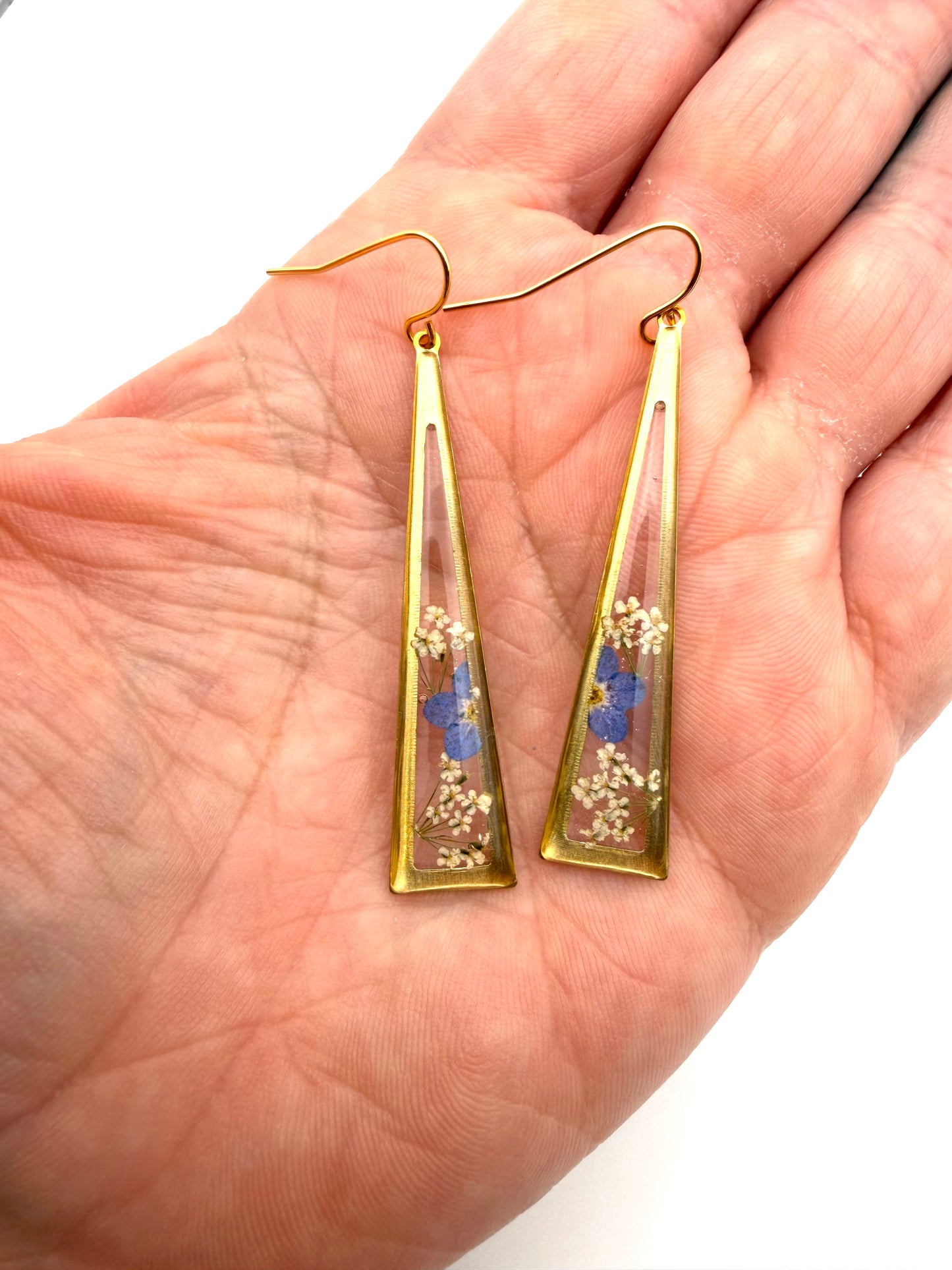 Pieces of Queen Anne’s Lace and Blue Forget-Me-Not