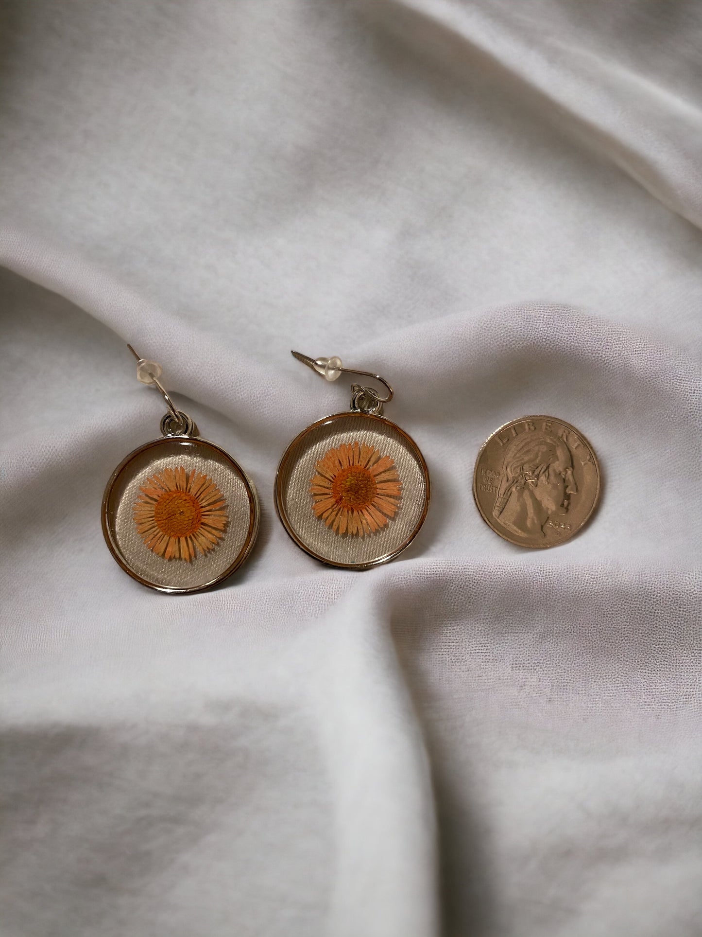 Orange Needle Chrysanthemum Earrings