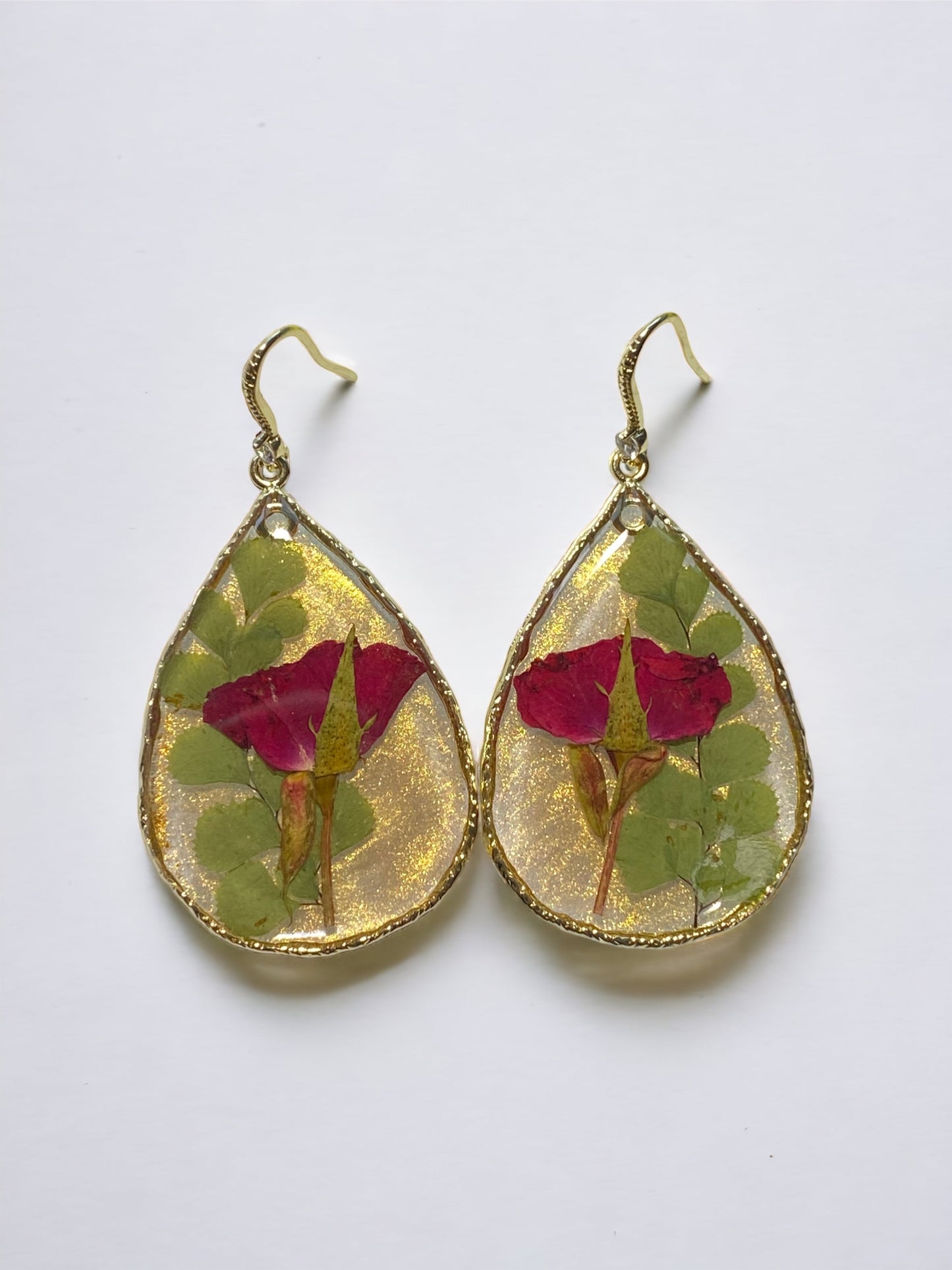 Red Roses with Dry Pressed Leaves and Gold Shimmer Earrings