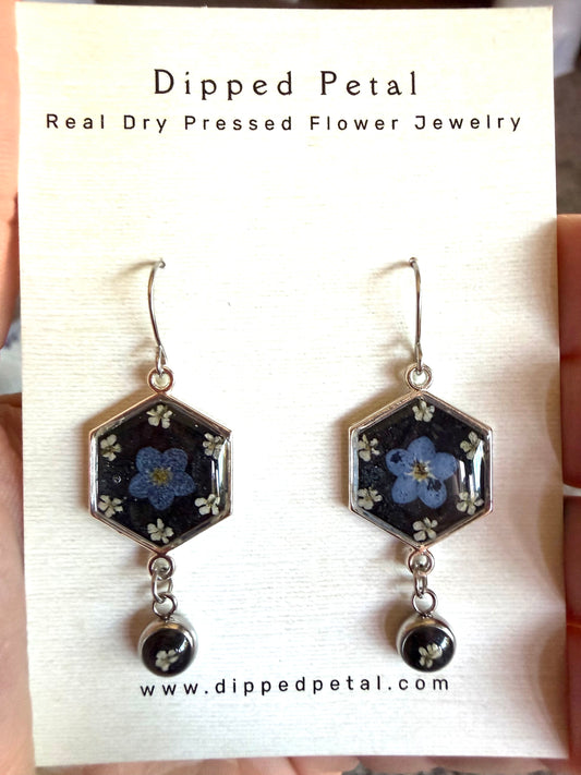 Black Colored Mica Powder (Single) Dangle Earrings with Forget-Me-Nots and Pieces of  Queen Anne’s Lace