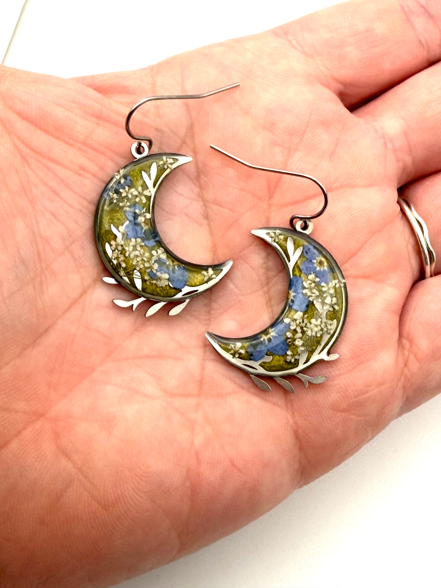 Green Crescent Moons with Forget-Me-Nots and Queen Anne’s Lace