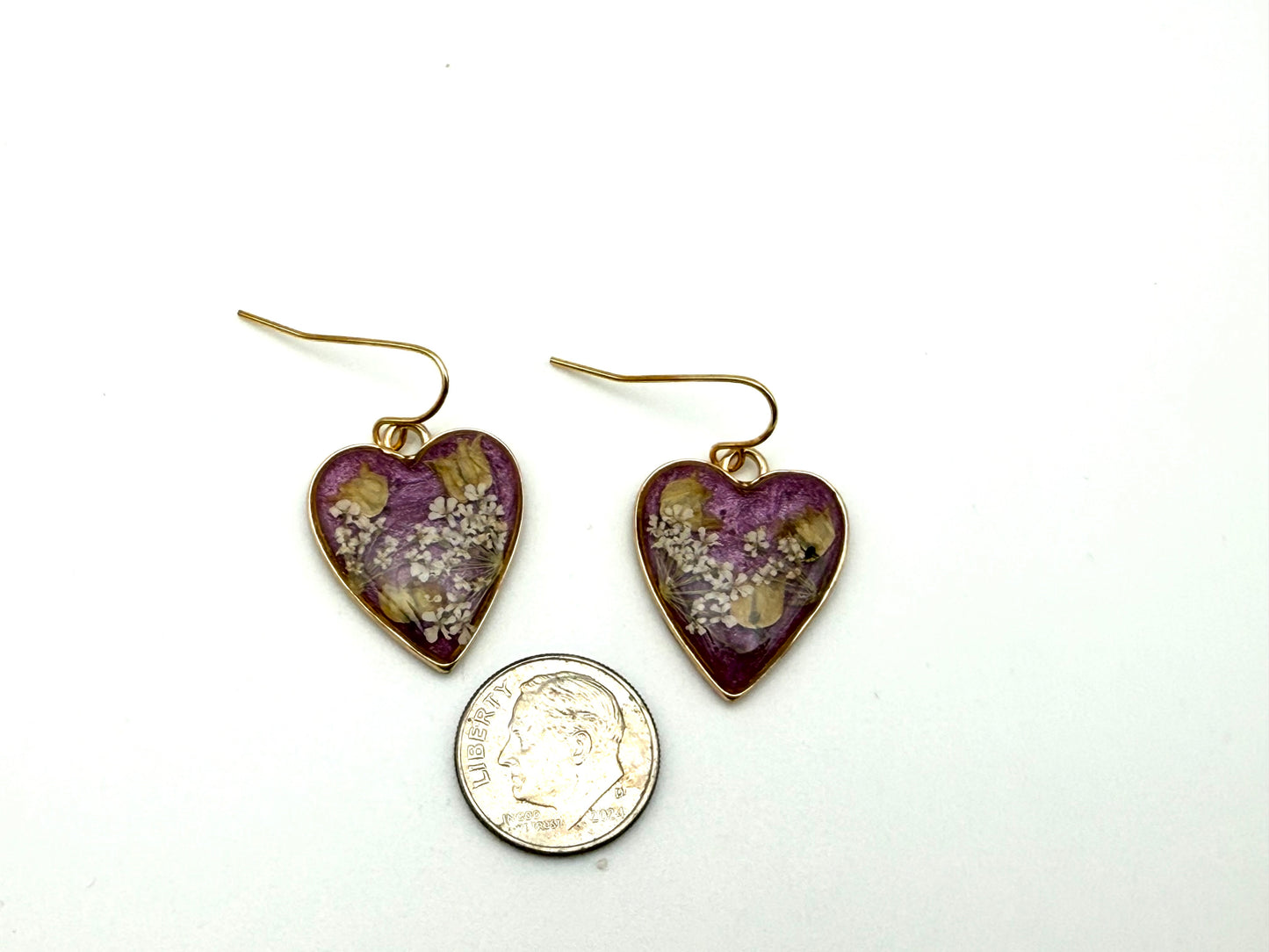 Wisteria Purple Colored Mica Powder with Lily of the Valley and Queen Anne’s Lace