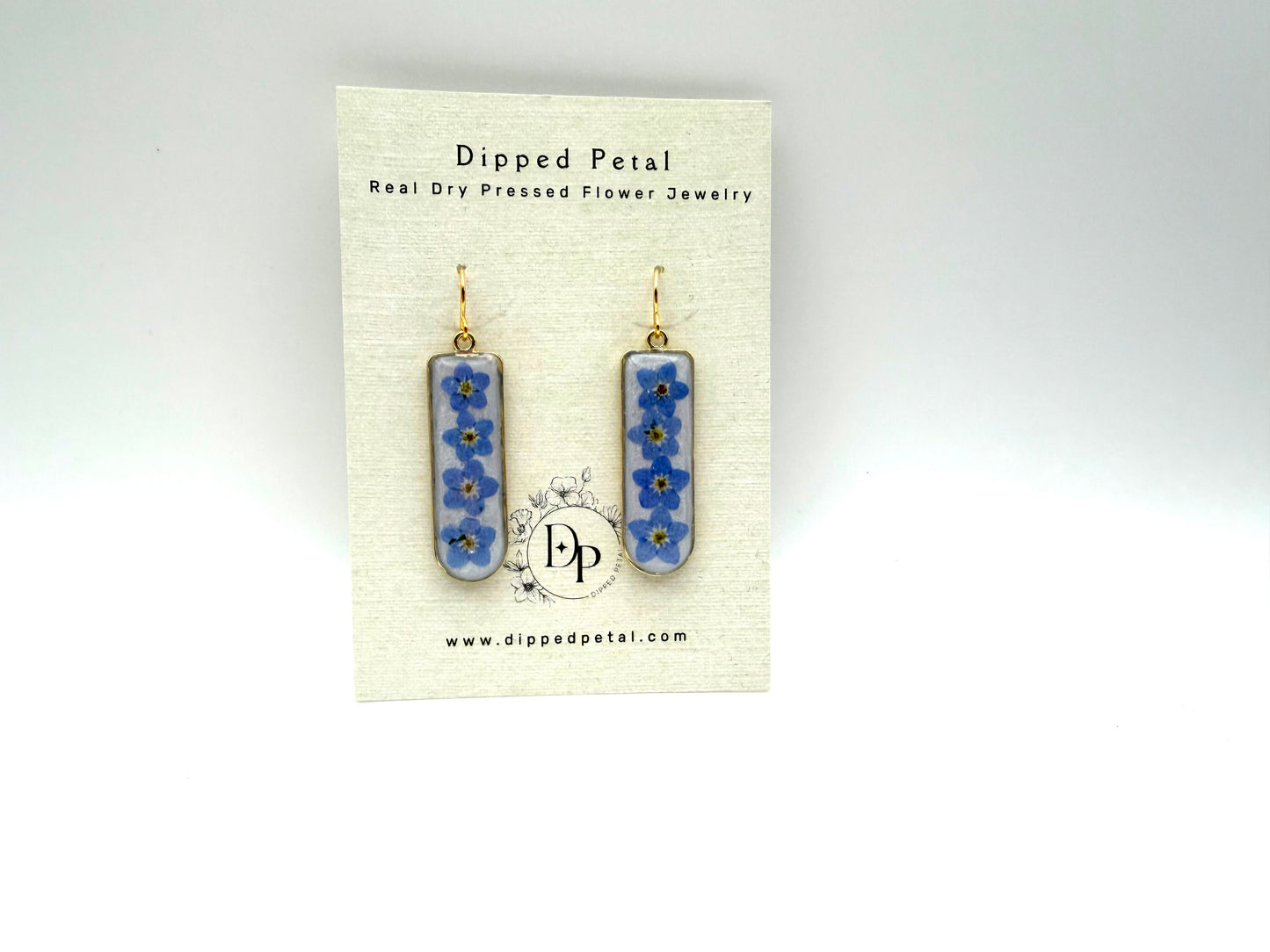 Opal Mica powder with Forget Me Not’s