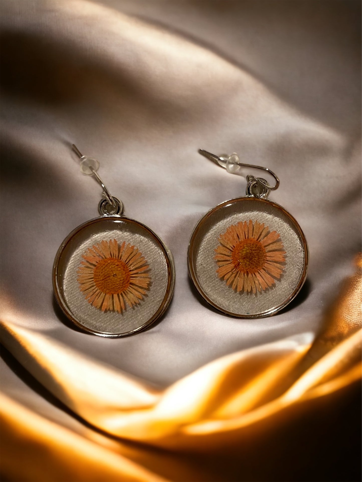 Orange Needle Chrysanthemum Earrings