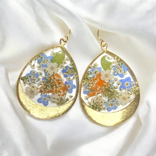 Orange Rapeseed, Pressed Leaf, Queen Anne’s Lace, White Plum Blossoms, with Blue Forget-Me-Nots