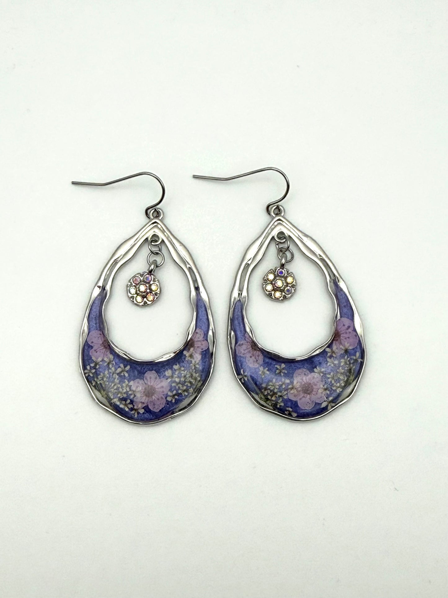 Blue Purple Mica Powder with Purple Plum Blossoms, and Queen Anne’s Lace