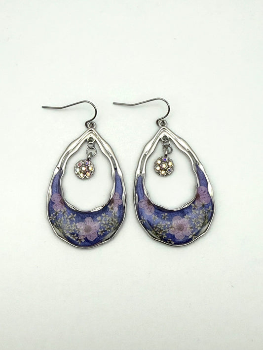 Blue Purple Mica Powder with Purple Plum Blossoms, and Queen Anne’s Lace