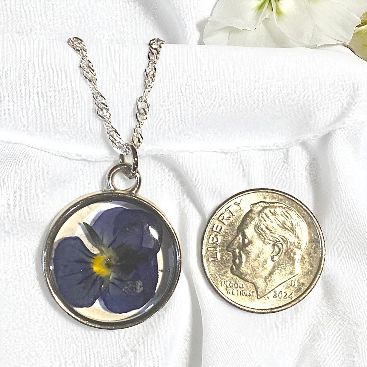 Silver Colored Dainty Necklace with a Pansy
