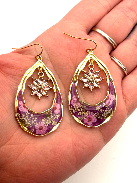 Wisteria Purple Mica Powder with Pink Plum Blossoms and Queen Anne’s Lace with a Pink Flower Charm