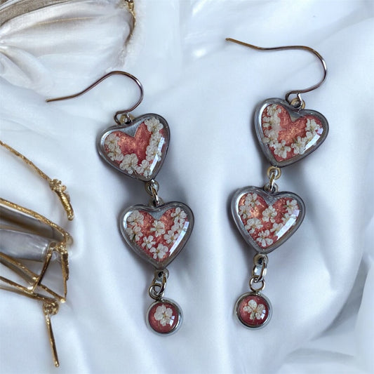 Pink Mica Powder with Pieces of Queen Anne’s Lace Dangle Earrings