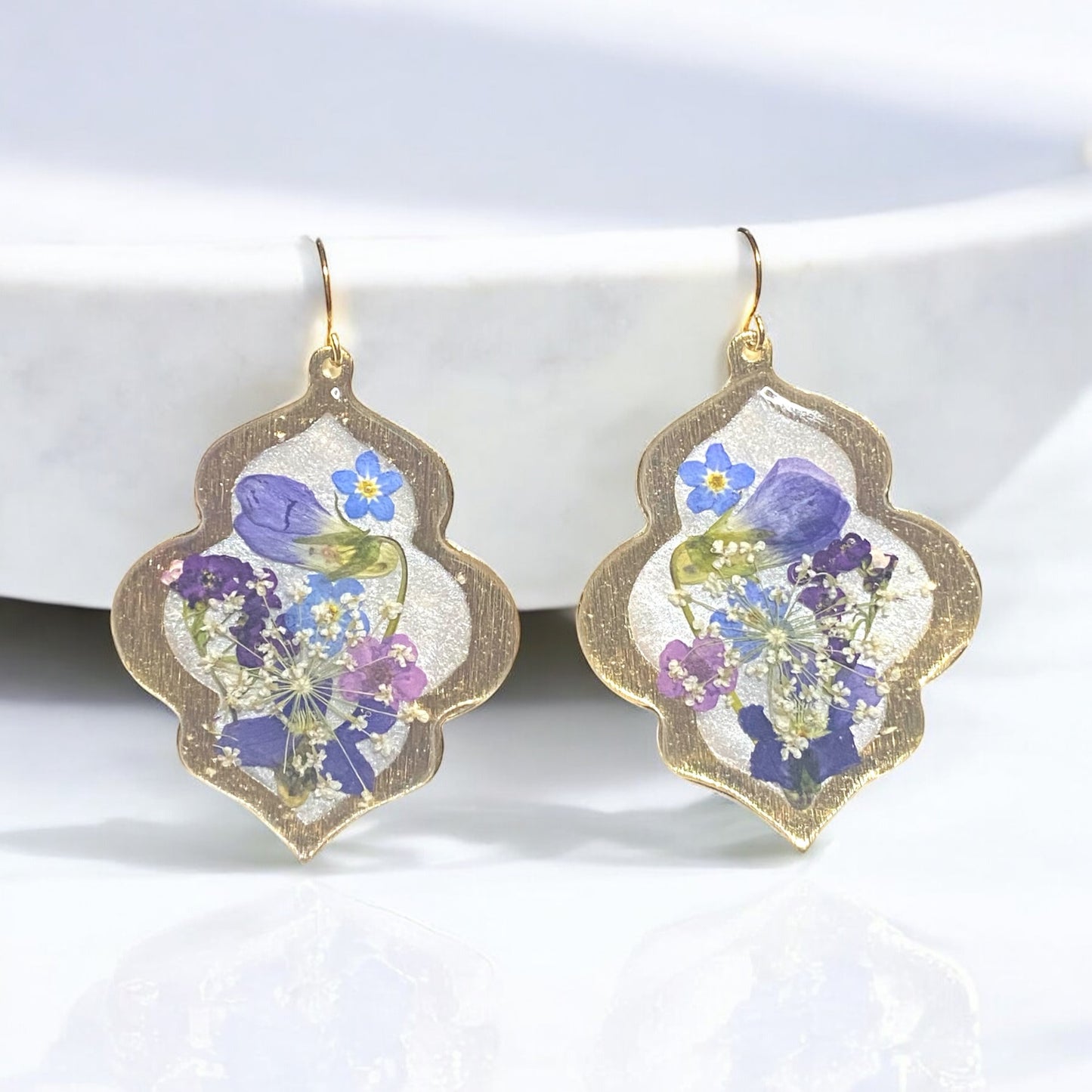 White/Opal Colored Mica Powder with Violets, Blue Forget-Me-Nots, Purple Plum Blossoms and Queen Anne’s Lace