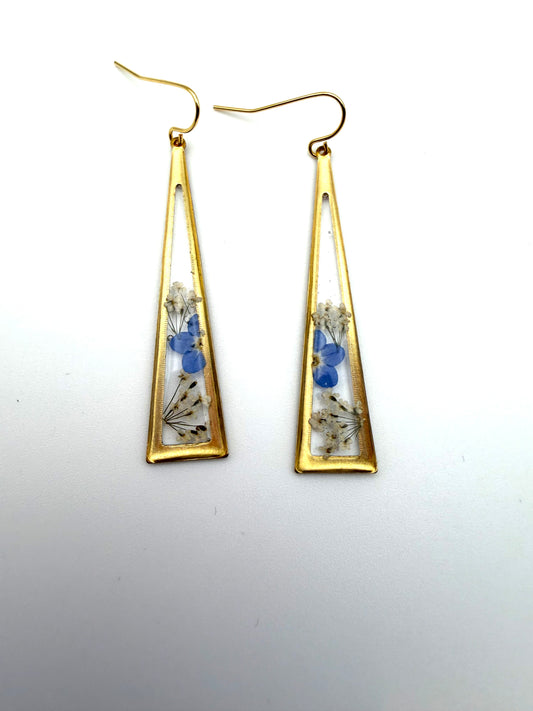 Pieces of Queen Anne’s Lace and Blue Forget-Me-Not