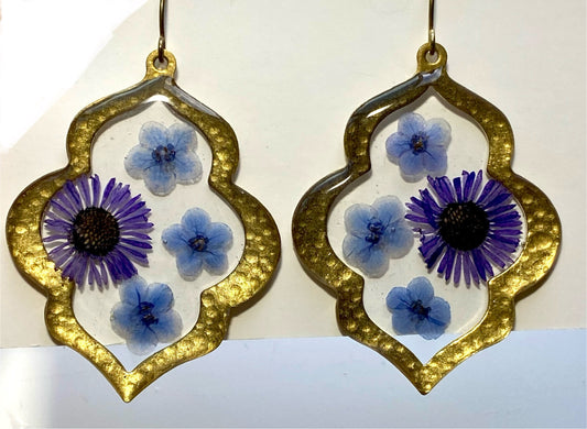 Purple Needle Chrysanthemums with Blue Forget-Me-Nots