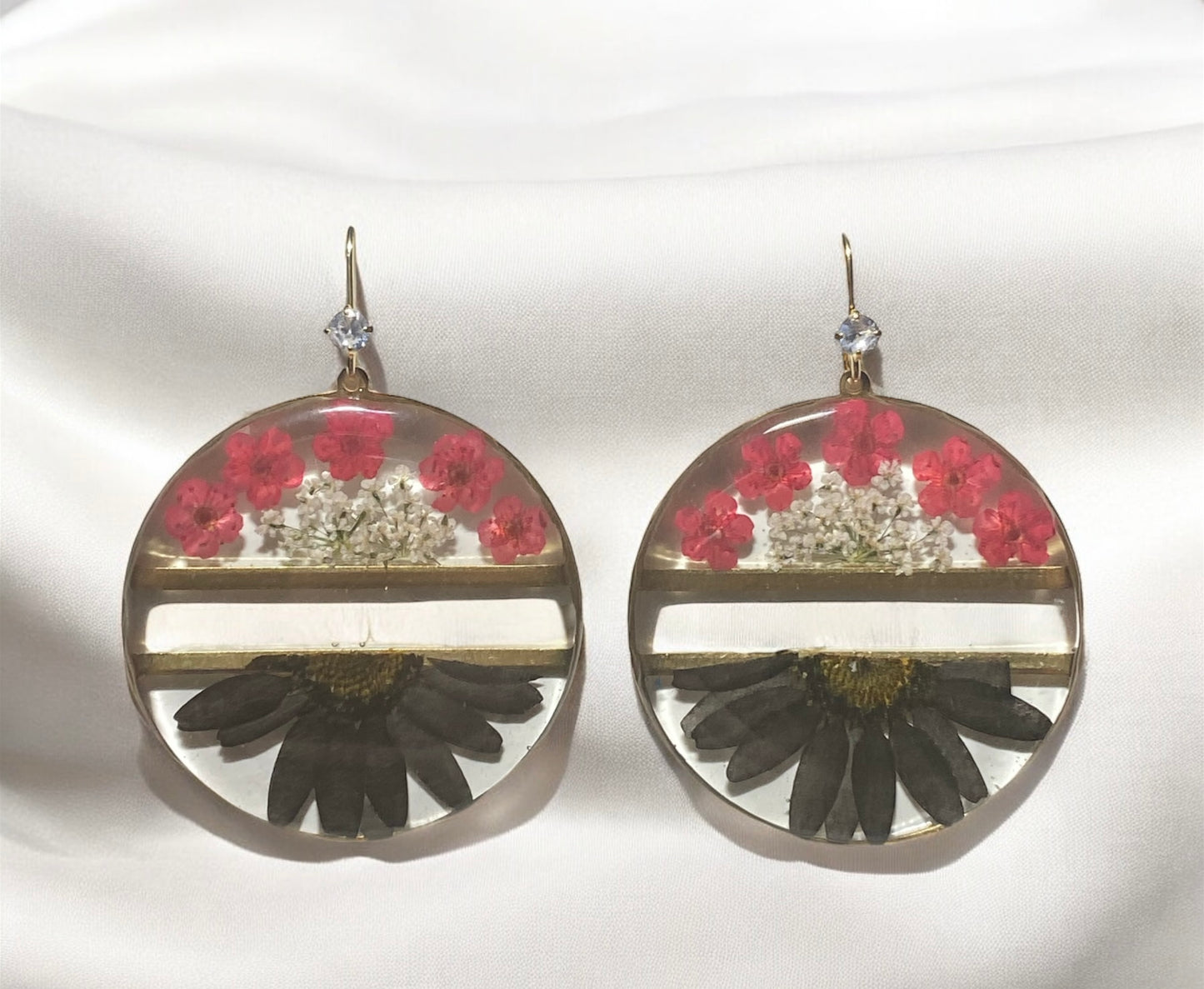 Split Black Daisies with Red Plum Blossoms and pieces of Queen Anne’s Lace