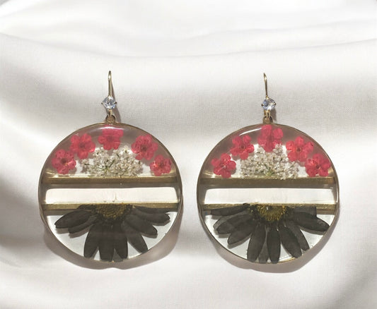 Split Black Daisies with Red Plum Blossoms and pieces of Queen Anne’s Lace
