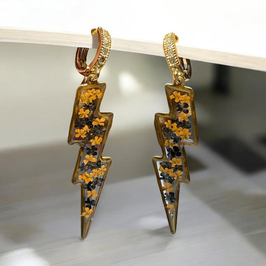Black and Orange pieces of Queen Anne’s Lace Earrings